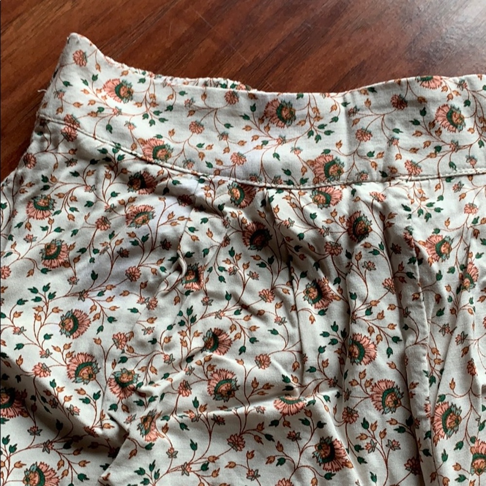 Floral soft shorts